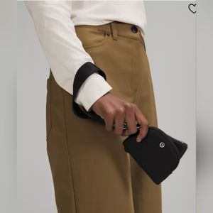 New Lululemon Dual Pouch Wristlet 5